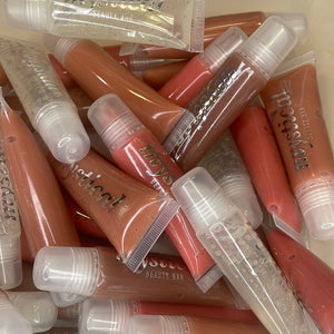 Lipglosses “squeeze tubes”